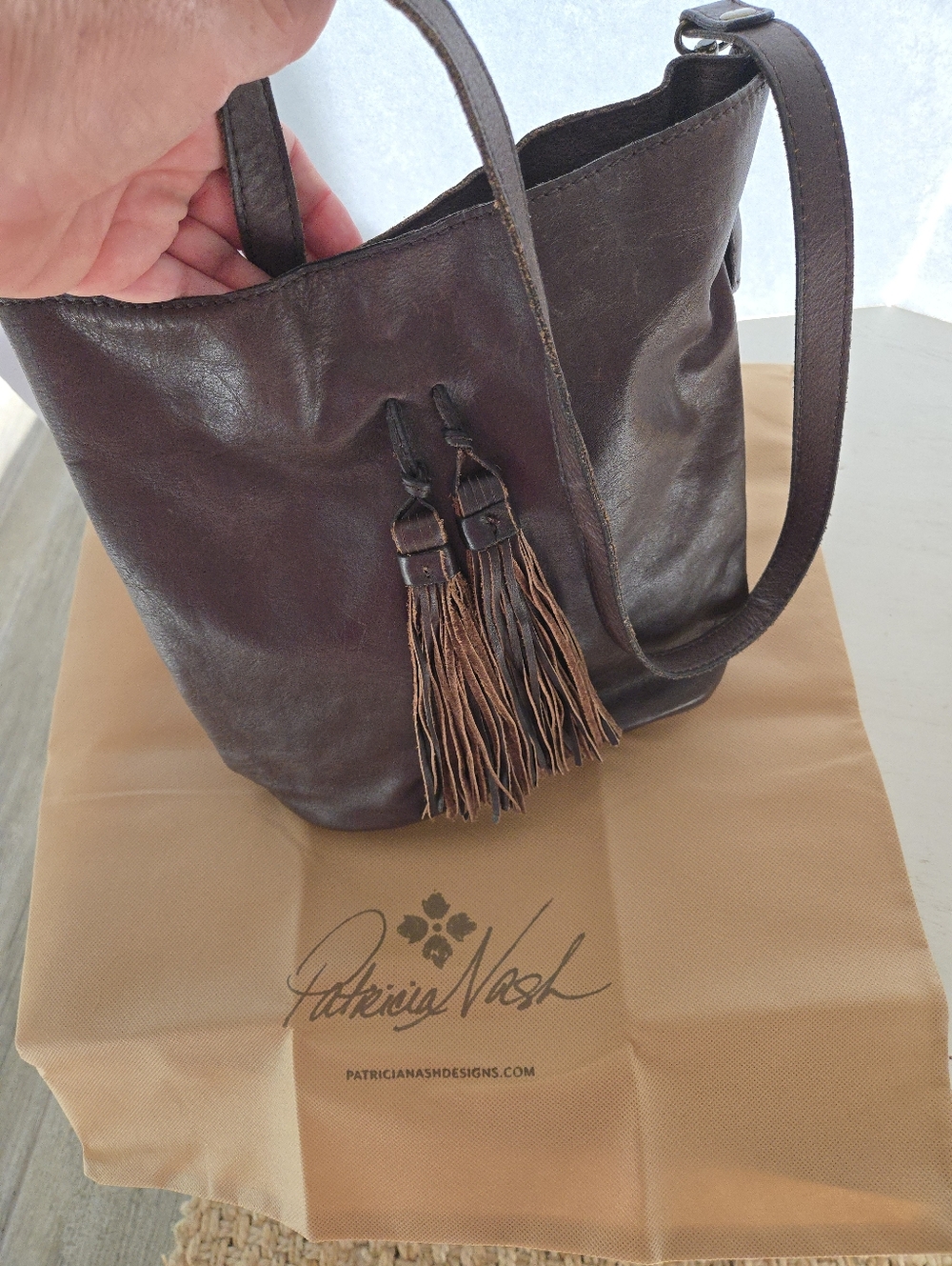 Patricia Nash Brown Crossbody Or Strap Bag Dk Brown Tassles Leather & Dust Bag